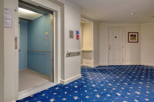 Communal Landing- click for photo gallery